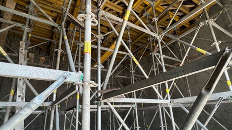 Система лесов PERI UP Rosett - быстромонтируемые леса для опалубливания перекрытий.