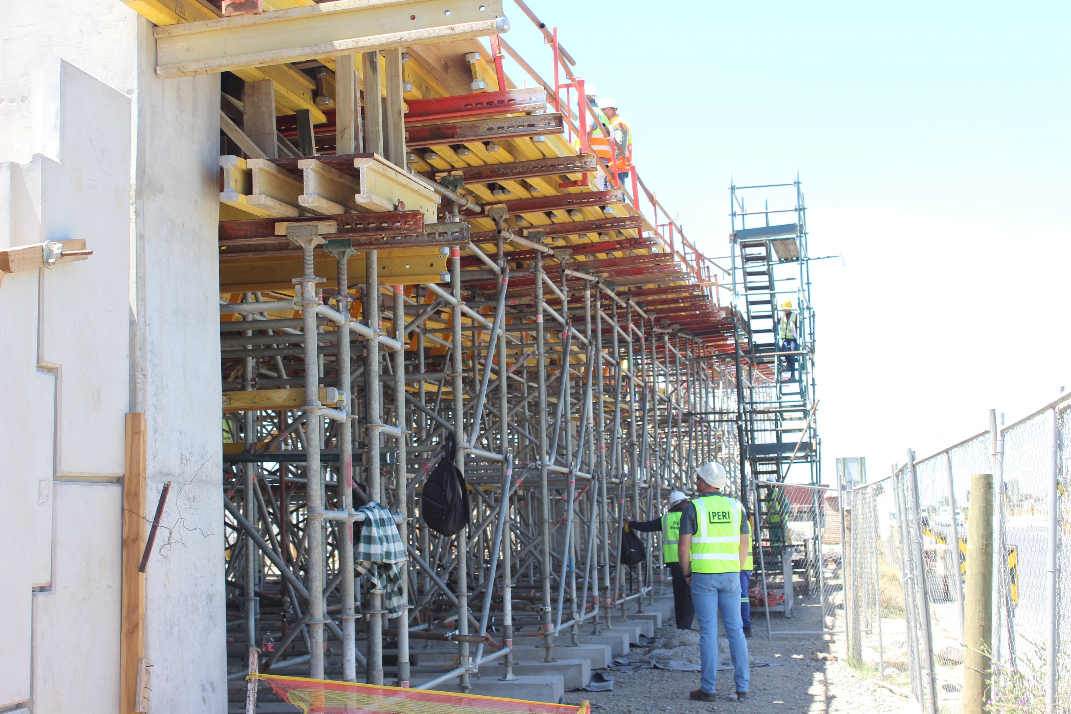 Sky Circle infrastructure project-The QUICKSHORE heavy duty shoring system on site 