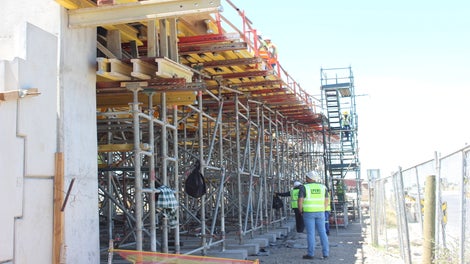 Sky Circle infrastructure project-The QUICKSHORE heavy duty shoring system on site 