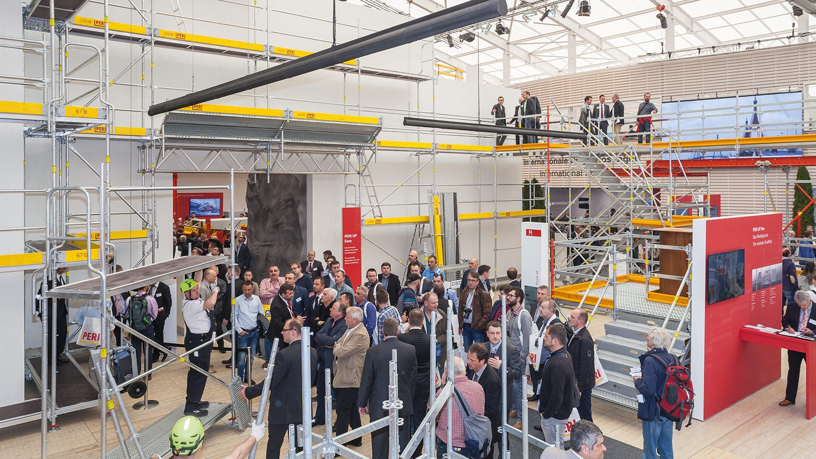 PERI scaffolding technology live: the new facade scaffolding from PERI was a real magnet for visitors and the feedback has shown that PERI has also established itself as an innovative provider in the scaffolding market.