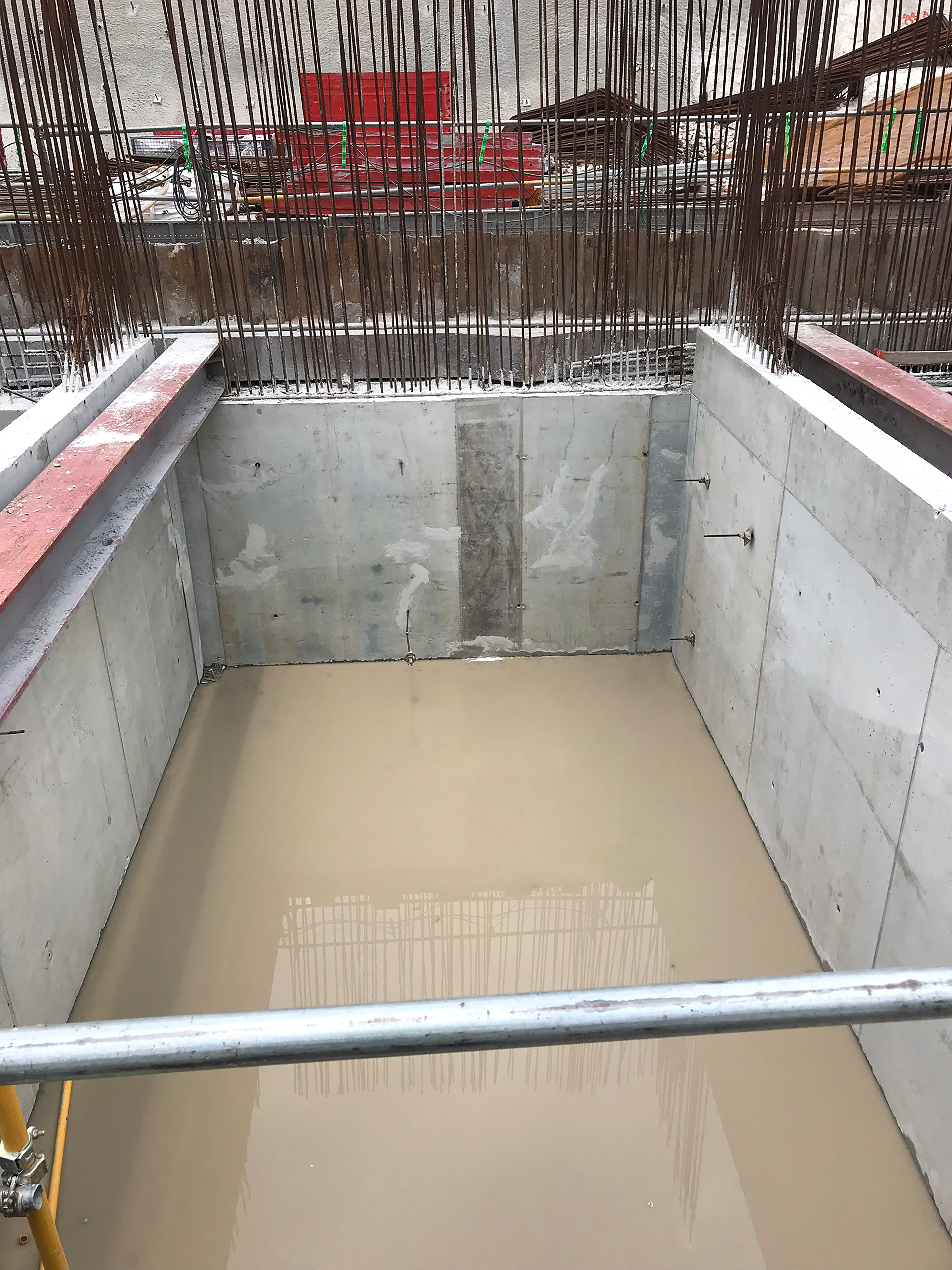 Perfect finish of the completed concrete walls of the muck pit after TRIO panels are removed