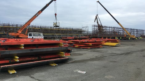 Изграждане на кесони, Терминал 2А, порт Бургас