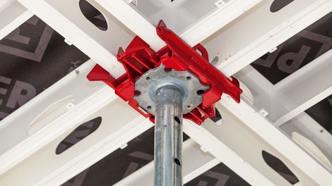 A robust steel version and a more cost-effective polymer version of the support head are available. It can be mounted on the props using a simple quick fastener.